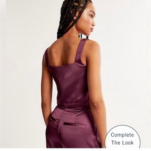 Satin square neck top NWOT